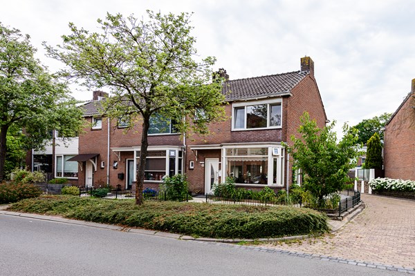 Saturnusstraat 16, Hengelo