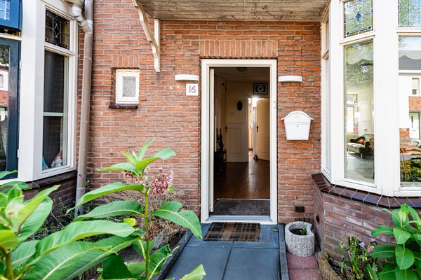 Saturnusstraat 16, Hengelo, foto 4
