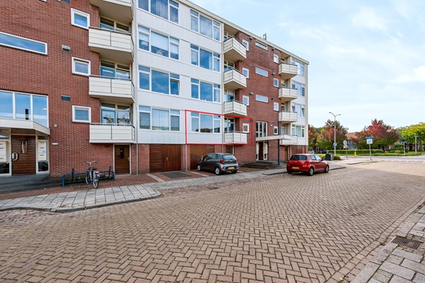 Jacob van Ruysdaelstraat 90, Almelo, foto 2